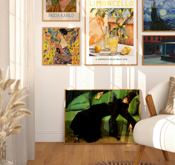 Gallery wall in un soggiorno
